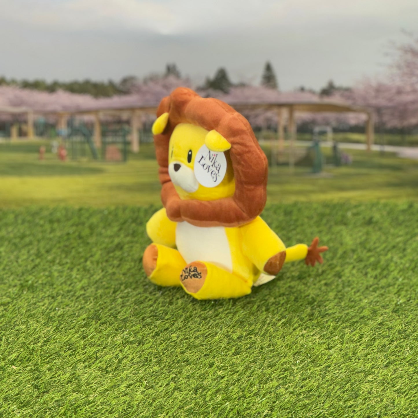 Medium Leo the Lion, Plush Stuffed Animal