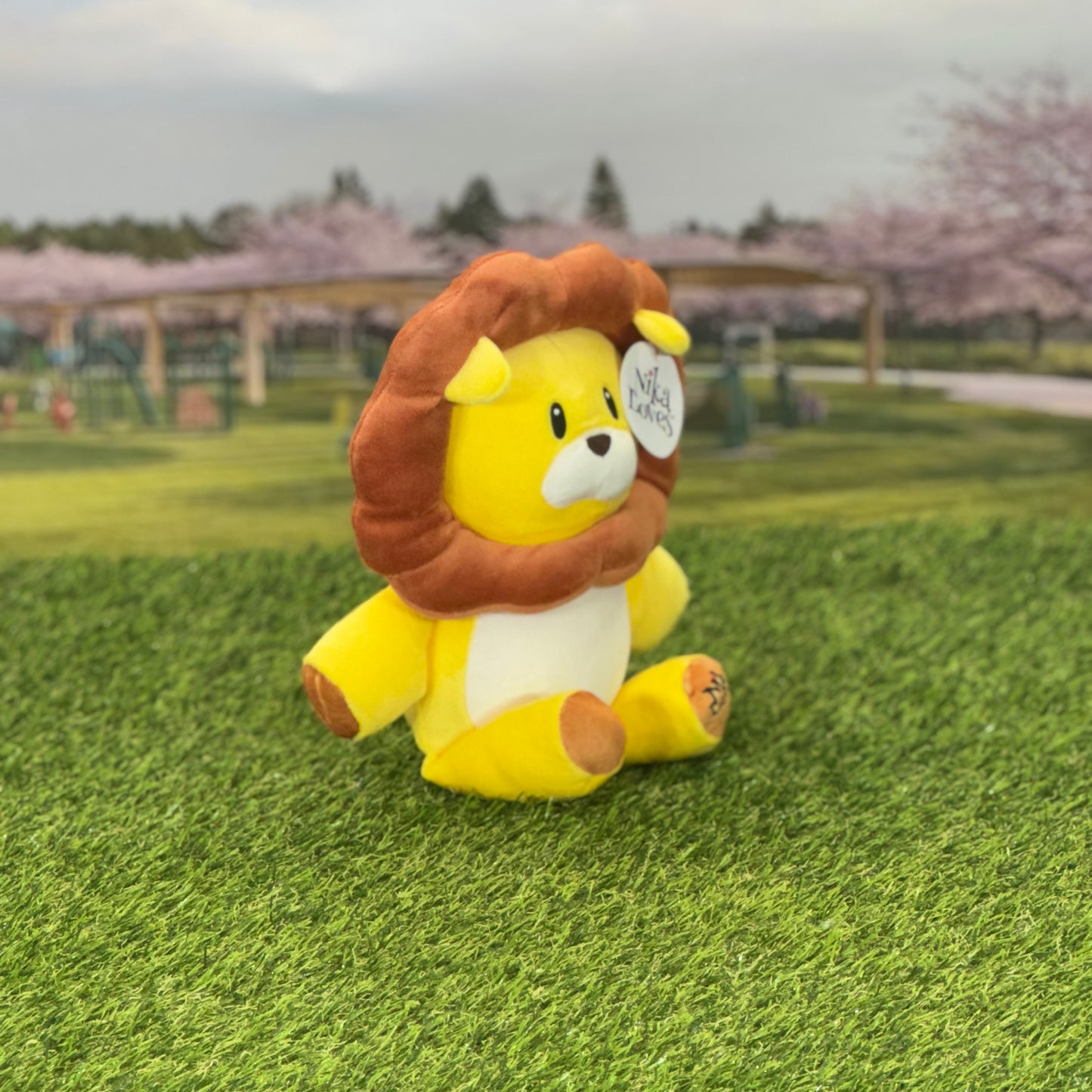 Medium Leo the Lion, Plush Stuffed Animal